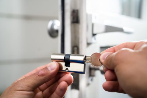 Cambio de Bombín Cambiar Bombín en Granada